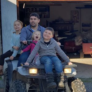 Meet your Posher, Lyndon